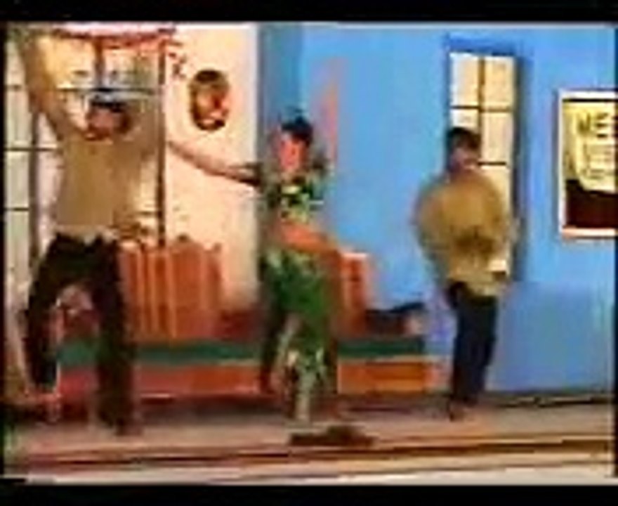 Zara Akbar mujra