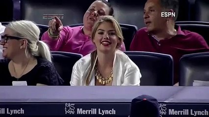 Havada aşk kokusu var! Kate Upton...