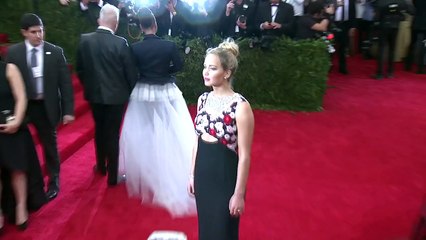 Jennifer Lawrence Spills On AWKWARD Sex Scene With Chris Pratt
