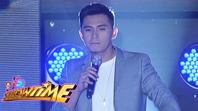 It's Showtime Singing Mo To: Marlo Mortel sings Jingle Bell