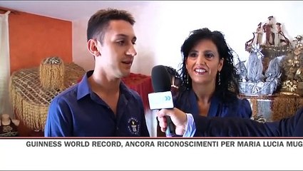 WTF??? Cobriram um Fiat 500 com 120kg de cabelo Humano!