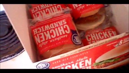 (25 Days of Christmas 2015) Making a Jr's Chicken Sandwich (2013)