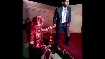 Funny Activities In Pakistani Wedding Ceremony