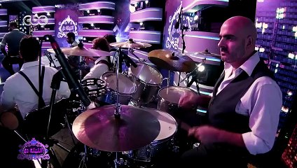 الممثل ظافر العابدين يغني لأول مرة في برنامج تلفزي -تحت الياسمينة في الليل !! ملا صوت عليه برجولية .. معلم