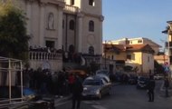 Carinaro (CE) - I funerali di Anna Rita Menale - live - (16.12.15)