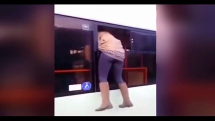 بدموع شدها الكنترلور أوهي هاربة تفرج شعمللها