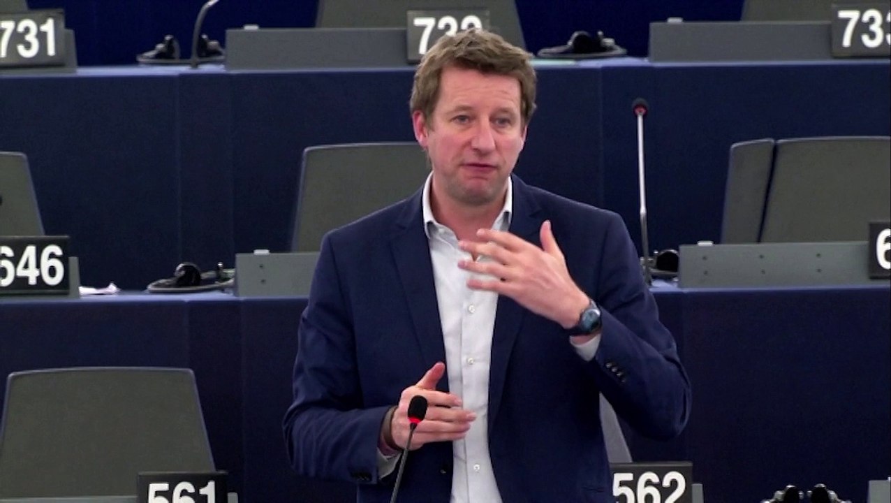 Intervention de Yannick Jadot en plénière du Parlement pour commenter l'accord de la COP21