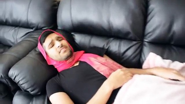 Zaid Ali - How girls take selfies
