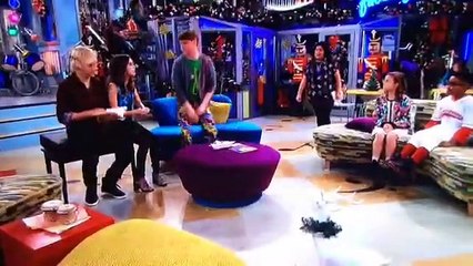 Austin & Ally - Santa s & Surprises - Clip