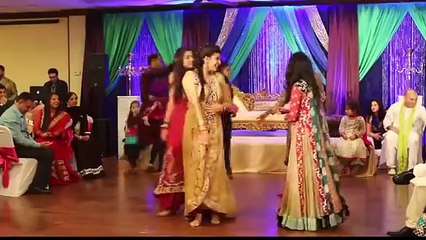 Paki Girls Hot Dance on Wedding HD