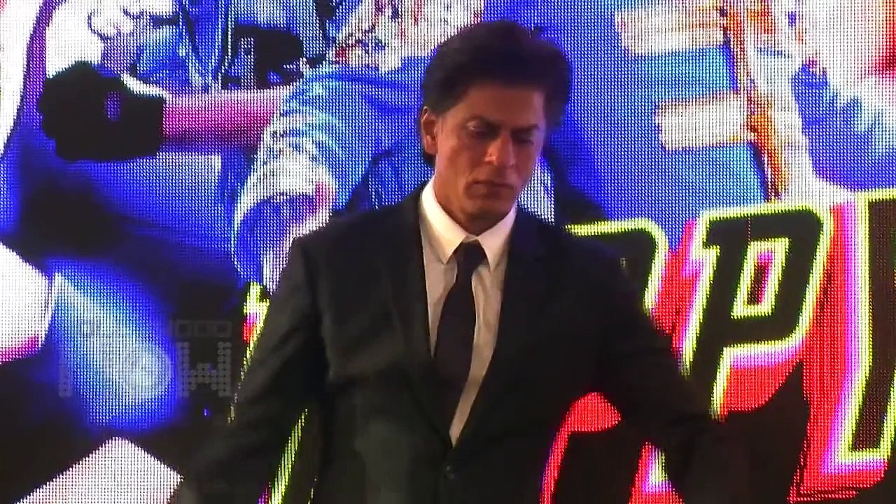 Mahira Khan REFUSES a Love-Making Scene In Shahrukh Khan film