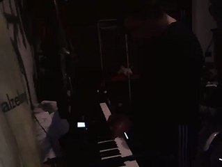 hello adele solo piano