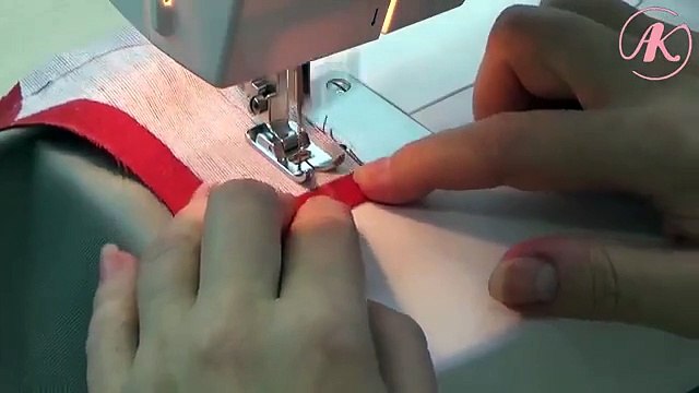 Обработка платья подкладкой. Как притачать подкладку к потайной застежке-молнии