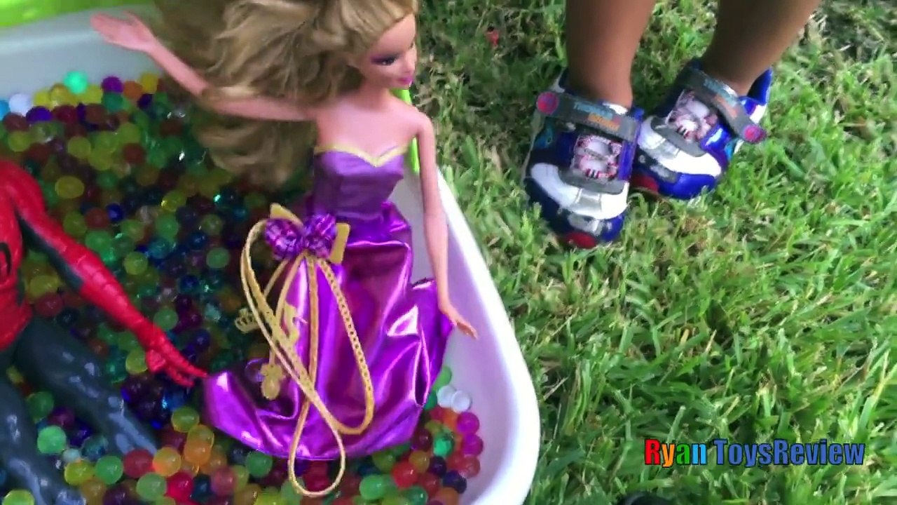 DARTH VADER GOT BARBIE Spiderman Orbeez Luxury spa Egg Surprise toys Shopkins Ryan ToysRev