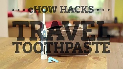 Make Travel-Sized Toothpaste With a Drinking Straw