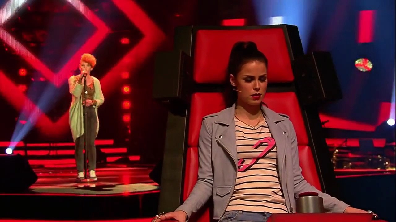 Arrows Fences (feat. Macklemore & Ryan Lewis) (Sissi) | The Voice Kids 2015 | Blind Auditi