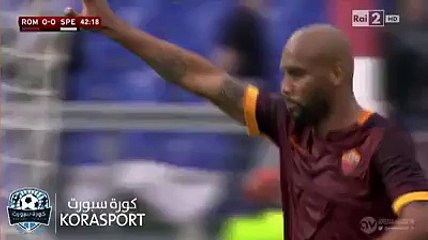 لقطة لا نراها كثيرا في الملاعب