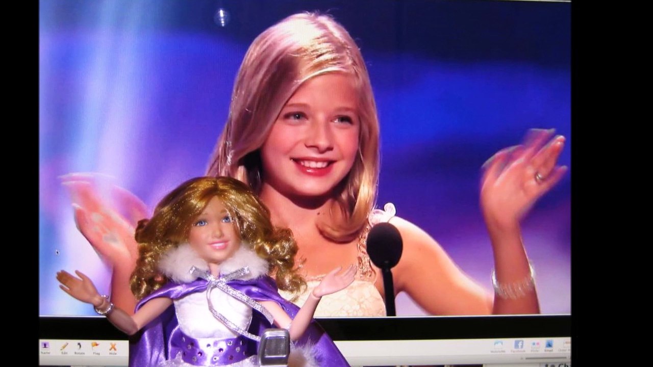 Jackie Evancho doll