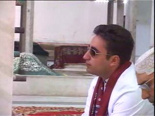 Bilawal Bhutto Zardari crying for his beloved mother