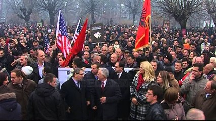 Protesta e opozitës në Pejë - Top Channel Albania - News - Lajme