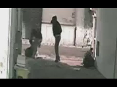 San Giuseppe Vesuviano (NA) - Immigrato rapinato a calci e pugni: arrestato 35enne (16.12.15)