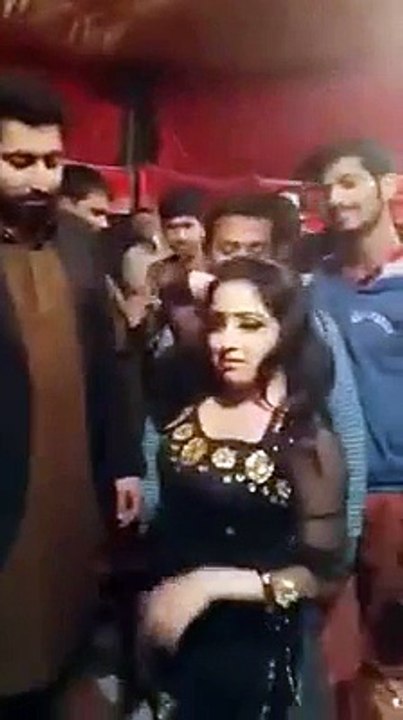 Baby Doll Mujra...Its Hot