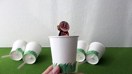 紙コップで飛び出す!アンパンマンキャラクター