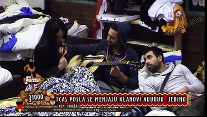 Farma 6/Aca napisao na Tamarinoj s&si "Volim te"