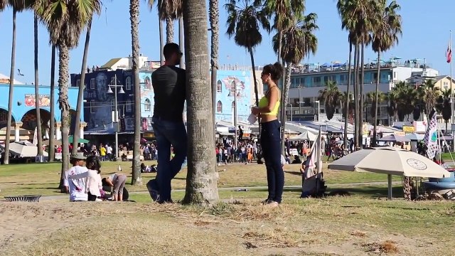 Are Kissing Pranks Fake - Hot Girl Kissing Random Guys In Public!