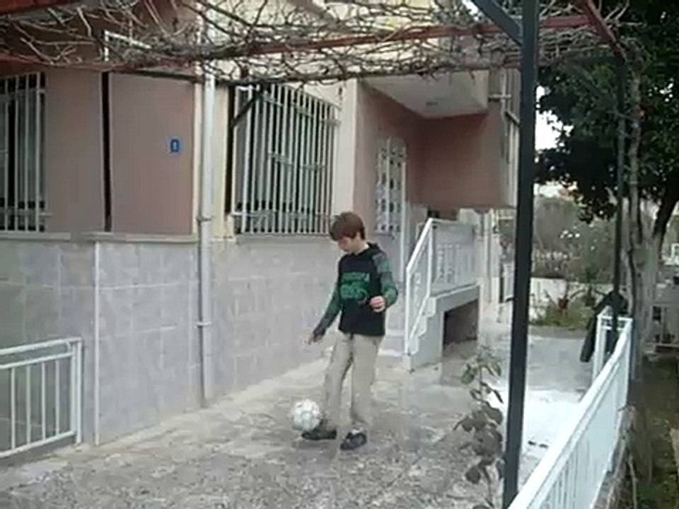 junior football player