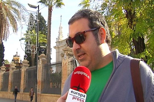 Sevillanos atribuyen el calor al cambio climático