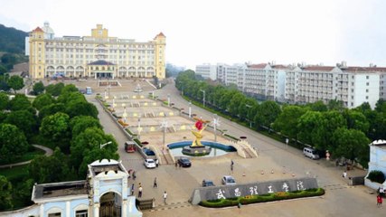 Kampus Ini Berikan Uang Kepada Mahasiswa Yang Datang Pagi