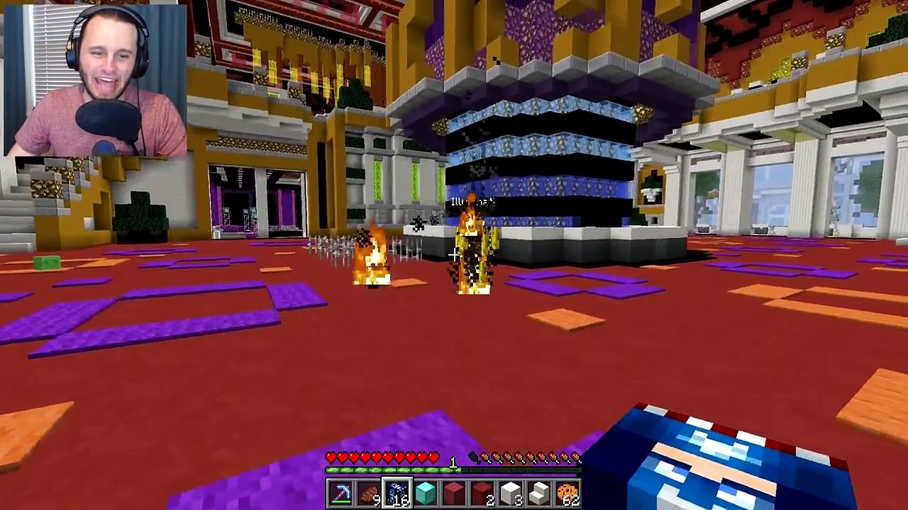 Minecraft: HERO LUCKY BLOCK CHALLENGE | Derp SSundee vs Wonder Woman