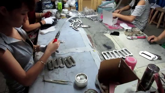 Furniture Hardware & Furniture Fittings and Cabinet Hardware - China: Drawer Furniture Handles and Knobs / Production 3