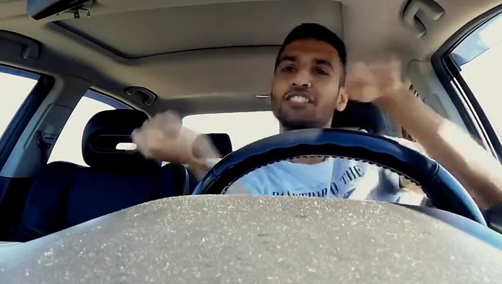 ⁣Driving alone vs. Driving with your parents