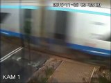 Un cycliste imprudent percute un TGV à un passage à niveau