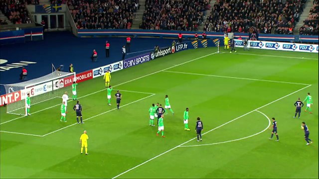 Geste de Zlatan Ibrahimovic - PSG VS Saint-Etienne (16/12/2015)