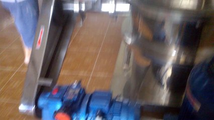 Máy nghiền siêu mịn