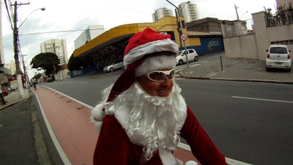 HOHOHO, Papai Noel, Noel nas trilhas faça chuca ou sol, Papai noel na bike,  com os amigos bikers, Tremembé, SP, Brasil, 2015