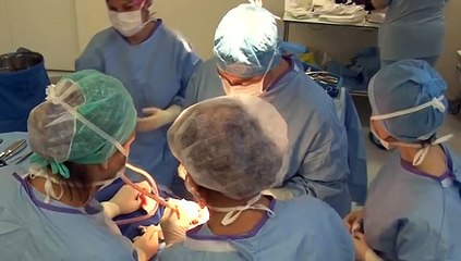 chirurgie craniofaciale :e CHRU de Tours en pointe