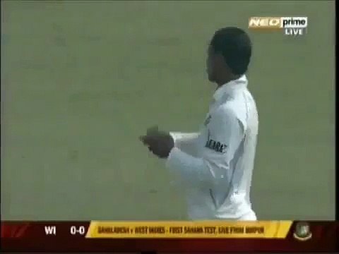 Most hilarious moment in cricket - Chris Gayle Hit First Ball of a Test Match for SIX