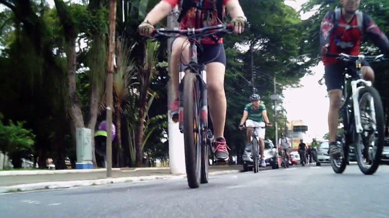 HOHOHO, Papai Noel, Noel nas trilhas faça chuca ou sol, Papai noel na bike,  com os amigos bikers, Tremembé, SP, Brasil, 2015