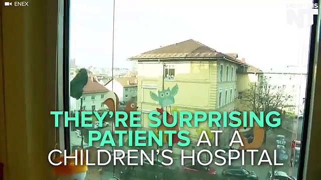 Police Officers Dress As Santa To Spread Holiday Cheer To Sick