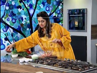 "Zaiqa Subh" with Host Mahin Khan (17, December 2015)