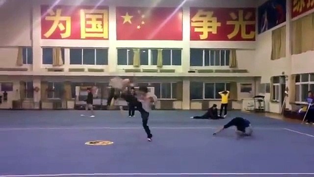 L'époustouflant entraînement des cascadeurs pour les films d'arts martiaux