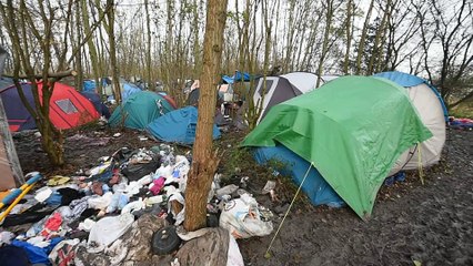 Migrants: le camp de Grande Synthe s'étend.
