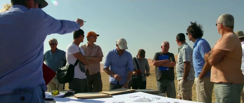 Star Wars: The Force Awakens 2015 Film Featurette Shooting In Abu Dhabi