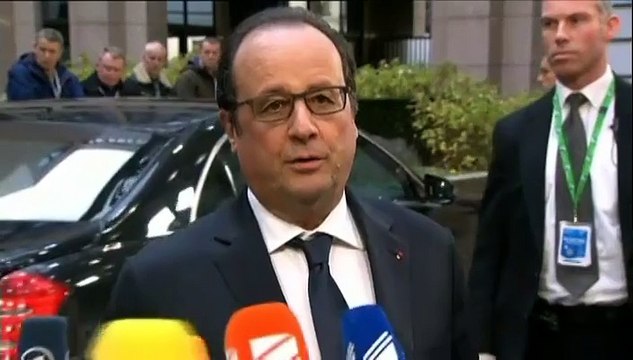 Hollande à Cameron avant le sommet européen : Il n'est pas acceptable de revoir ce qui fonde les engagements européens