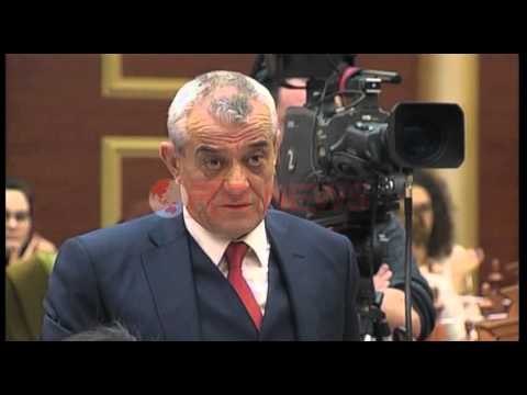 Mazhoranca kaloi testin e shumicës, miraton me 88 vota ligjin për pushtetin vendor- Ora News