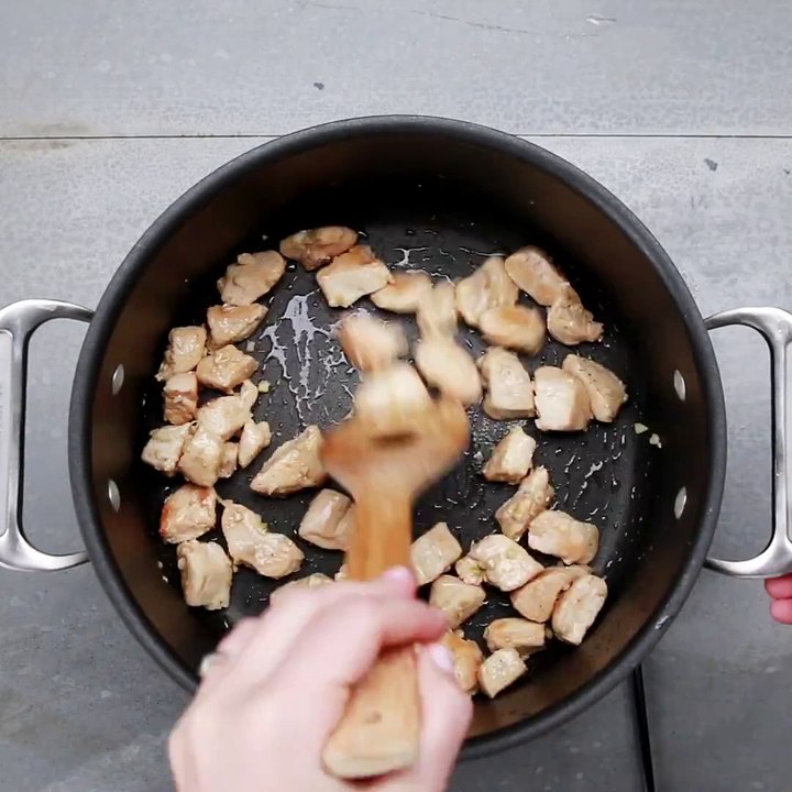 One-Pot Chicken Alfredo-1685259908393318